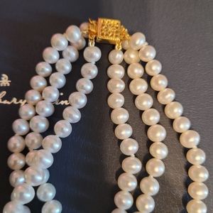 Bradford Exchange Pearl Necklace